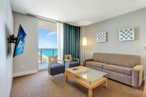 Beachfront with direct beach access and amazing views